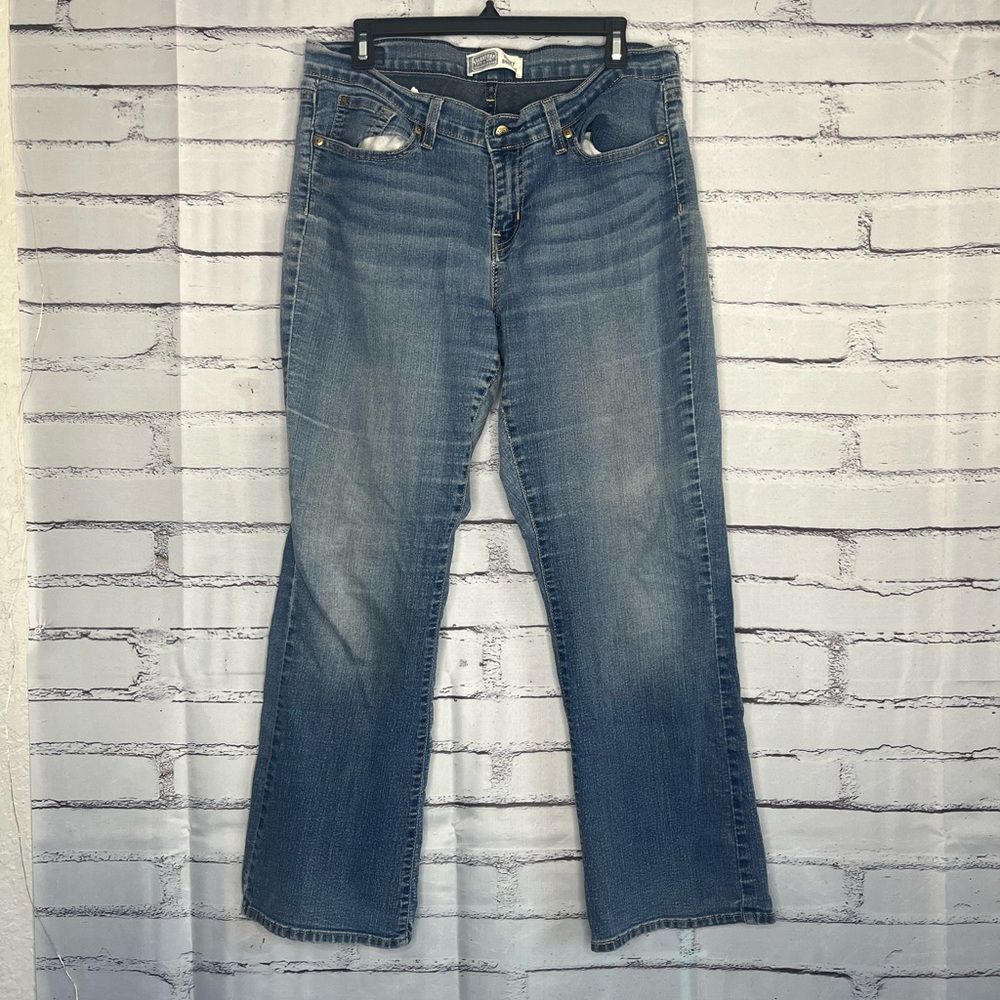 Signature Levi’s Curvy Bootcut Jeans Sz 14 S/C Medium Wash Stretch Denim Flare